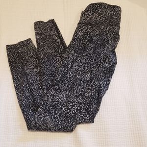 Fast and Free Leggings 25"